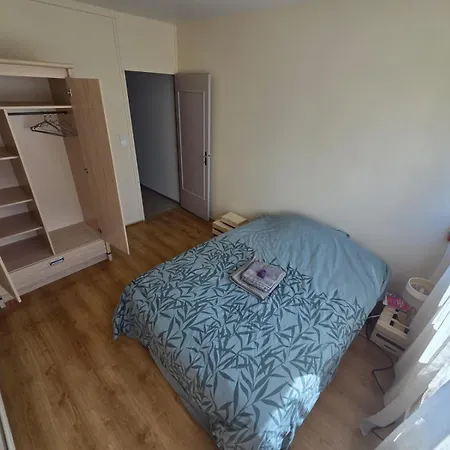 Cozy, Vue Sur Jardin, Proche Tram Centre Ville&aéroport Habitación en casa particular Toulouse