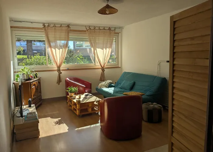 Cozy, Vue Sur Jardin, Proche Tram Centre & Aeroport *